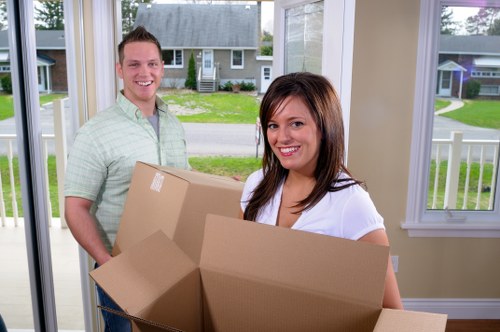 House move support in Hounslow with packing and loading