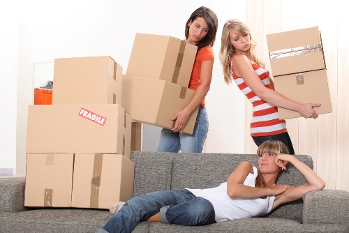 Local moving team supporting a flat or house move in Hounslow